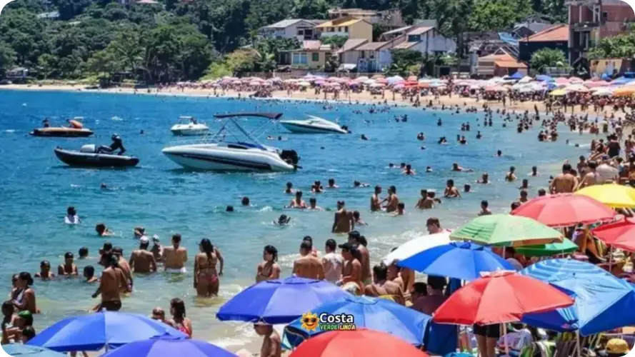 Praia-de-Ibicui-lotada-Destaque